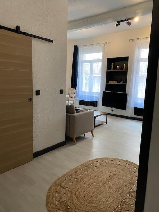 L'Augusteum Apartment นีมส์ ภายนอก รูปภาพ